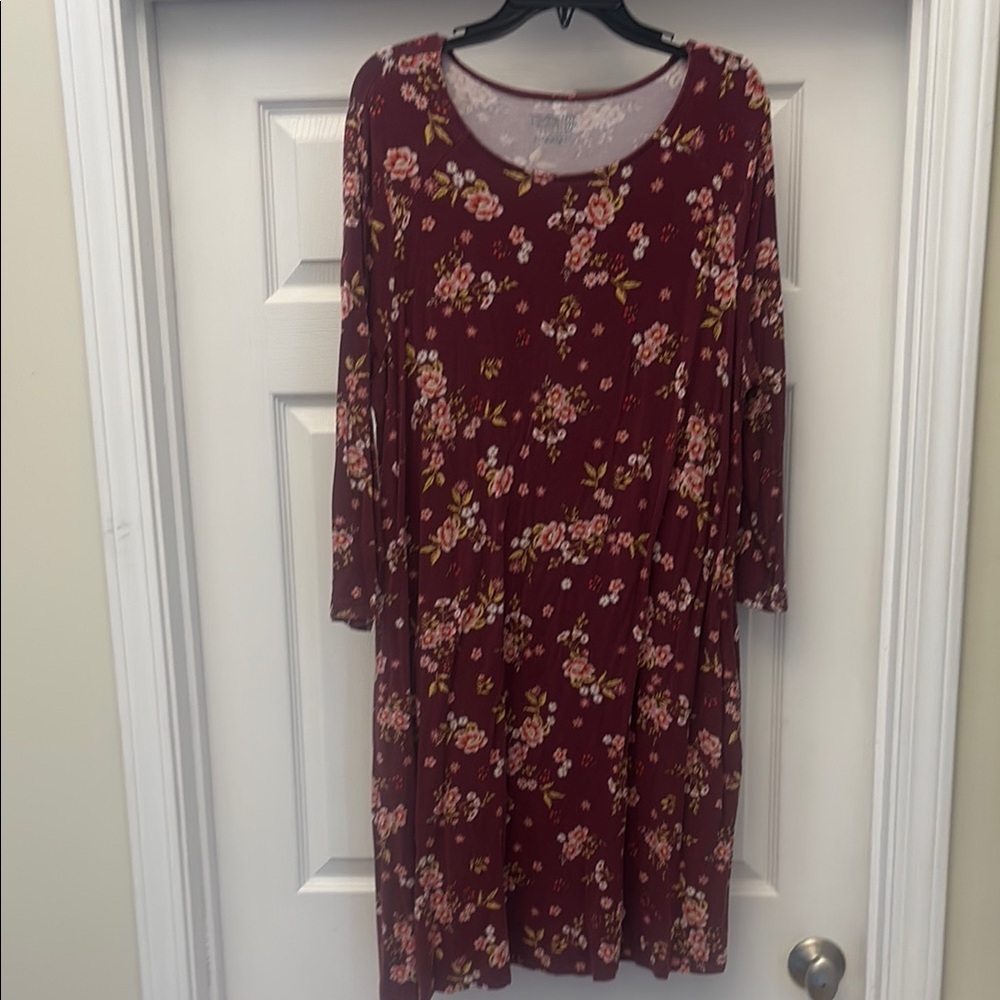 Time and Tru Burgundy Floral Long Sleeve Dress
